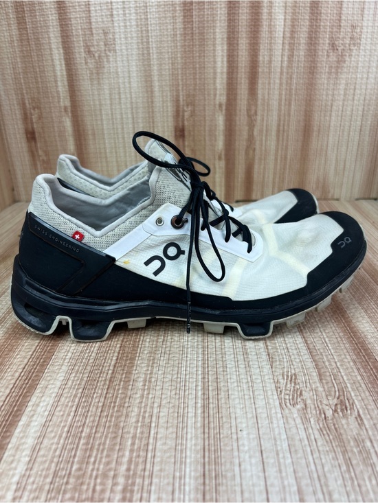 On Running Shoes - On Cloud Cloudventure Peak White Black Trail Running Shoes Womens 9.5